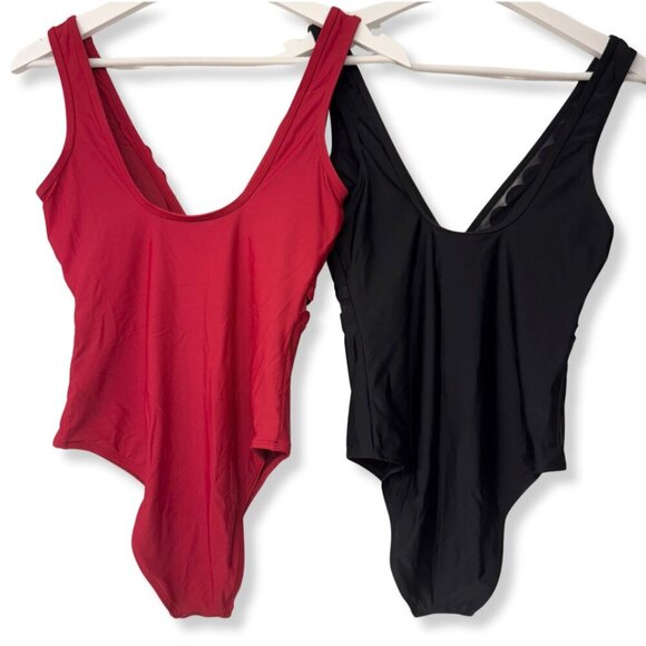 ❤️ 🔥 TWO Bathing Suits in ONE Listing! 🔥 CUPSHE Red & Black Swimsuits - Picture 5 of 7